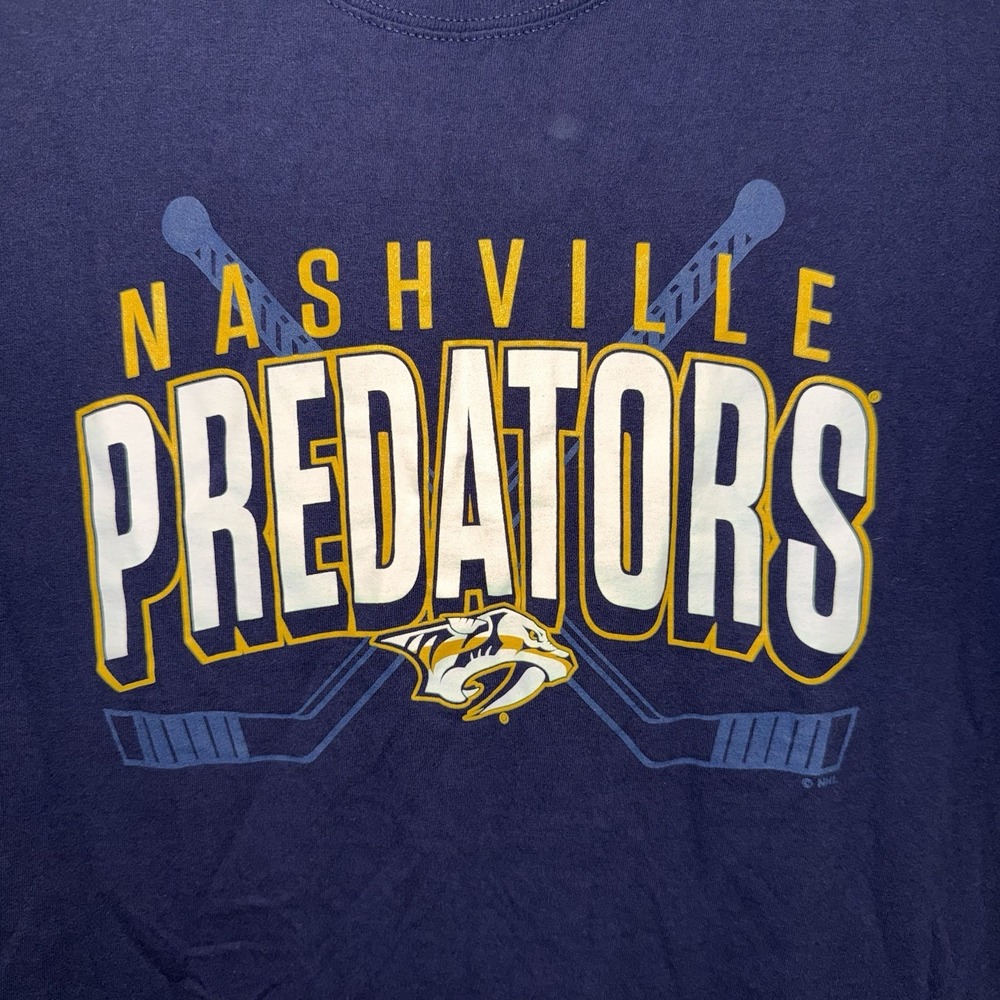 Nashville Predators Shirt Mens XL Navy NHL Licensed Hockey Graphic T Shirt
